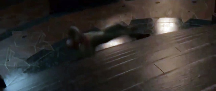 Avengers Infinity War : scène coupée dans laquelle Vision tue Corvus Glaive