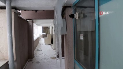 Bitlis’te Buz Sarkıtlarının Boyu Üç Metreyi Geçti