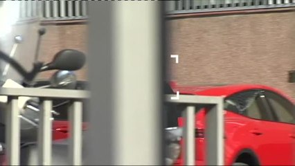 Abidal acude a las oficinas del FC Barcelona
