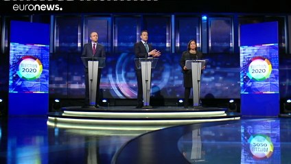 «Αγκομαχεί» ο Λίο Βαράντκαρ: Τρίτος στις δημοσκοπήσεις λίγες μέρες πριν τις εκλογές