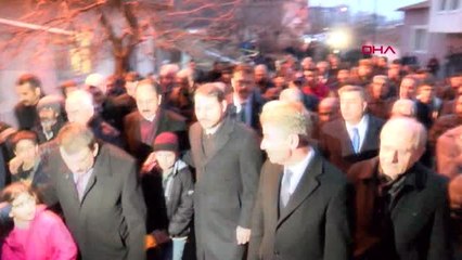 Malatya bakan albayrak'tan, malatya'daki depremzedelere ziyaret