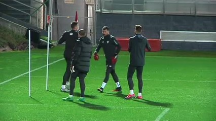 Garitano: "¿Qué crisis tienes cuando juegas con Messi, Griezmann, Rakitic, Busquets, Piqué...?"