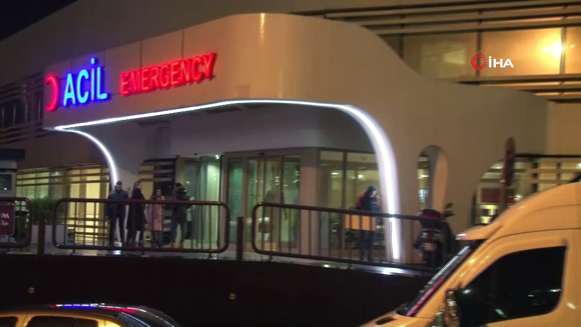 Medical Park Pendik Hastanesi Başhekimi:“Hastanemize 9 tane yaralı  başvurdu, şu an için hayati tehlikesi olan hastamız yok” - Dailymotion Video