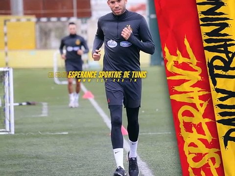 اللاعبون الذين بقوا في تونس تدربوا منذ قليل بحديقة الرياضة ب Espérance Sportive de Tunis
