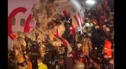 Sabiha Gökçen'de kurtarma çalışmalarından görüntüler