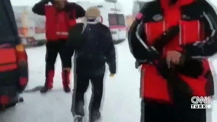 Son dakika... Van'da arama yapan ekiplerin üzerine çığ düştü: 33 ölü