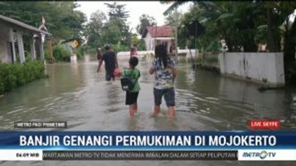 Banjir Genangi Permukiman Warga di Mojokerto