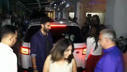 Beauty and sexy figure of extremely romantic couple and direction is making public crazy