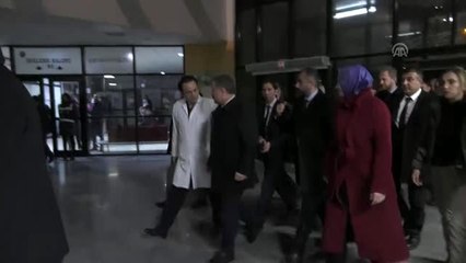 (TEKRAR) Sağlık Bakanı Koca ve İçişleri Bakanı Soylu, çığ altından kurtarılan yaralıları ziyaret...