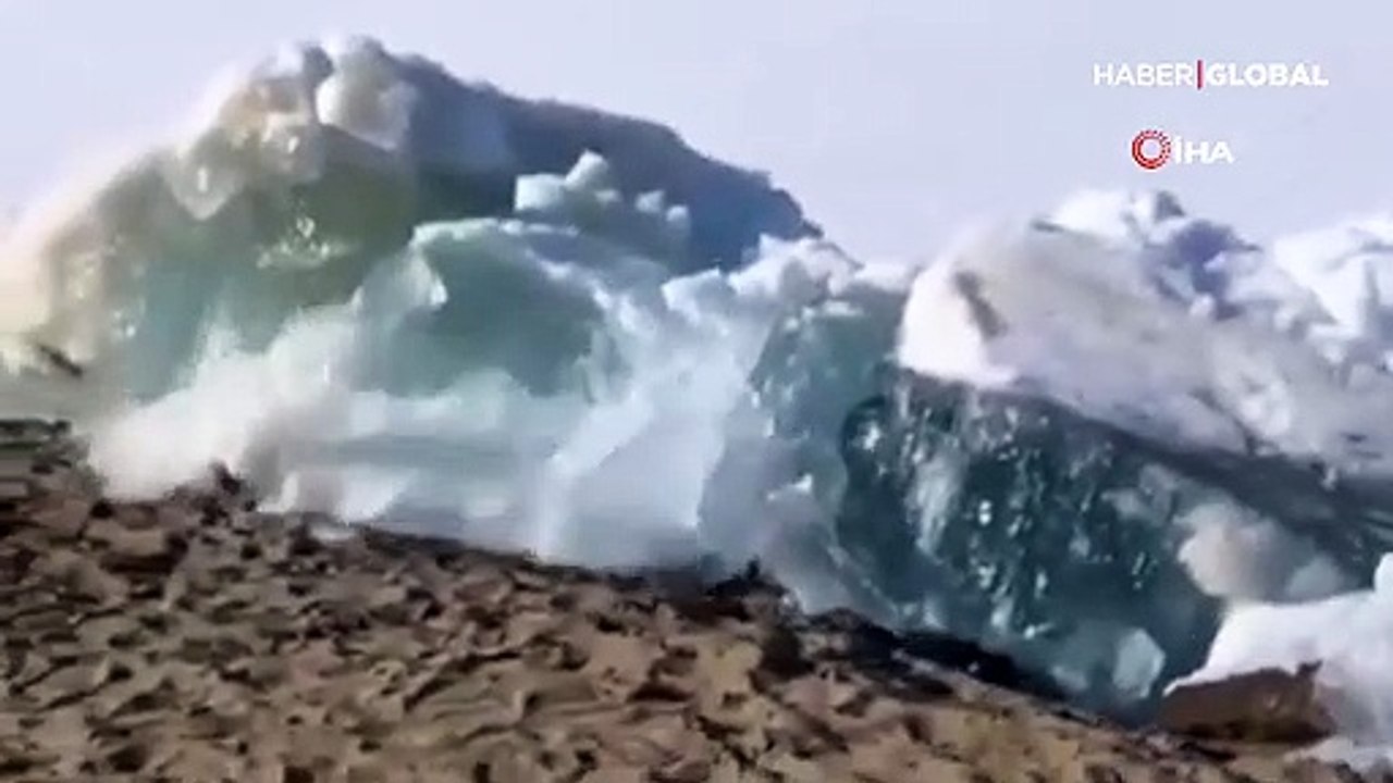 Dev buzullar karaya vurdu