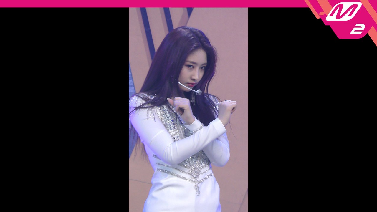 에버글로우 시현 직캠 DUN DUN_200206