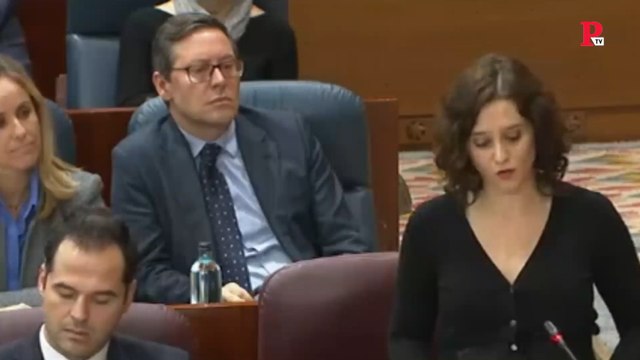 Ni contigo, ni sin ti: Ayuso, ambigua ante la censura parental de Vox