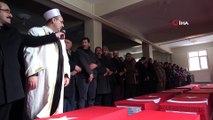 İçişleri Bakanı Soylu, çığ faciasında hayatını kaybedenlerin cenaze namazına katıldı