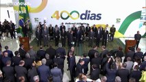 Jair Bolsonaro assina projeto que regulamenta mineração em terras indígenas
