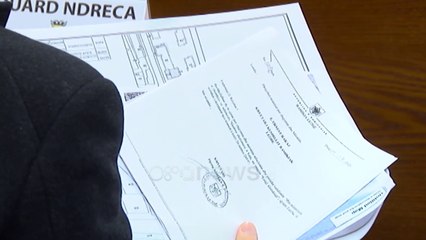 Ora News - U shkatërruan nga tërmeti, miratohet shembja e dy pallateve në Lezhë