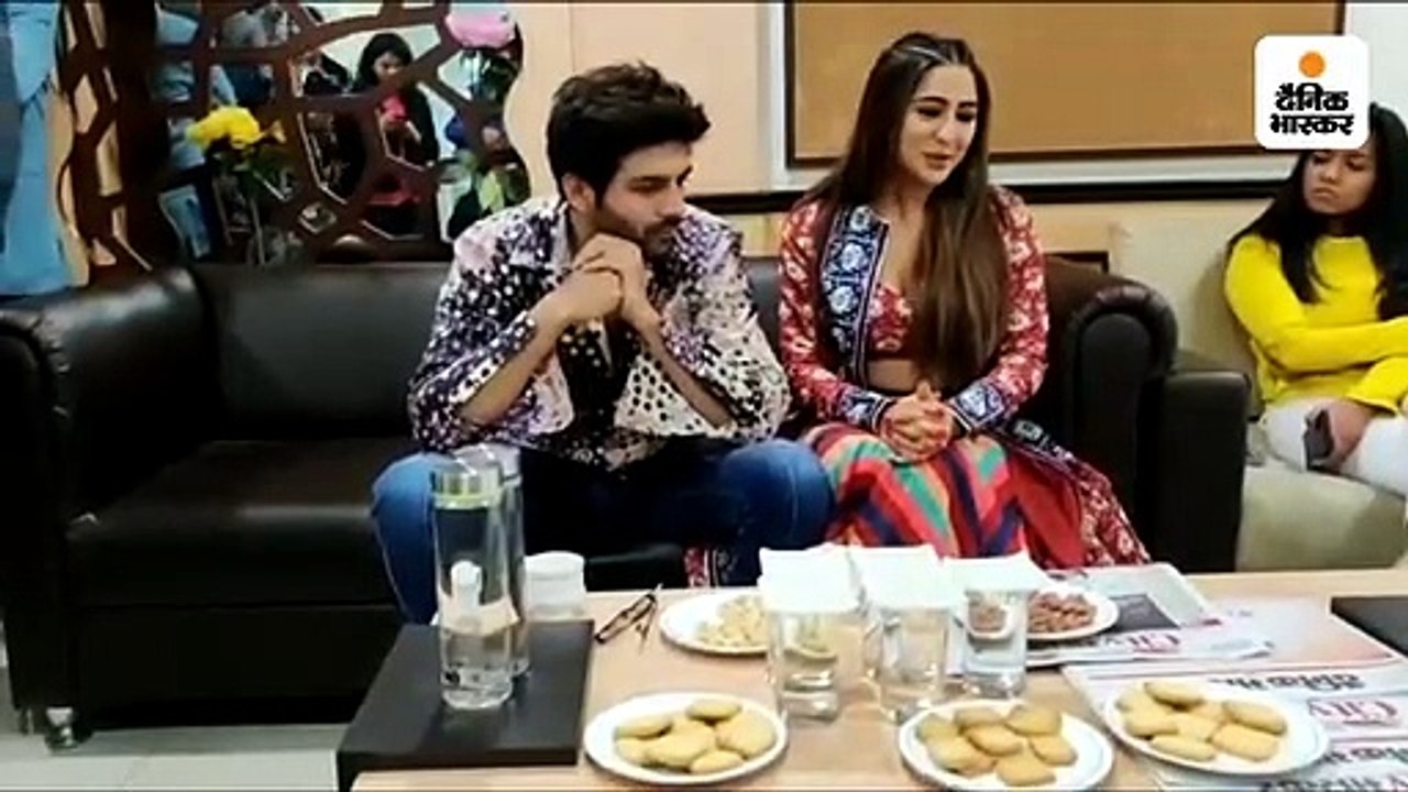 सारा अली खान और कार्तिक आर्यन से भास्कर की विशे...