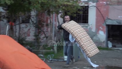 Raporti: 26 mije banore ne varferi nga termeti