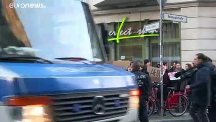 "Es ist ein finsteres Spiel" - Das sagen Berliner zu Thüringen