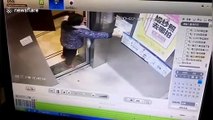 Chinese woman steals tissues used to prevent spreading of coronavirus in lift