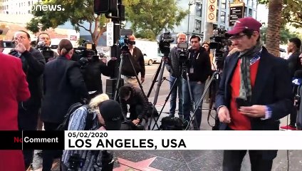 گرامیداشت یاد کرک داگلاس بازیگر آمریکایی در پیاده‌روی مشاهیر هالیوود