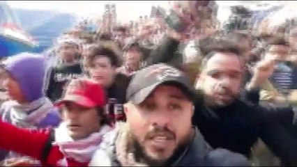 - Irak Başbakanı Abdulmehdi, Necef olaylarının soruşturulmasını istedi- ABD'nin Bağdat Büyükelçiliği saldırıyı kınadı- Hayatını kaybeden gencin kız kardeşinin yorumu yürek burktu