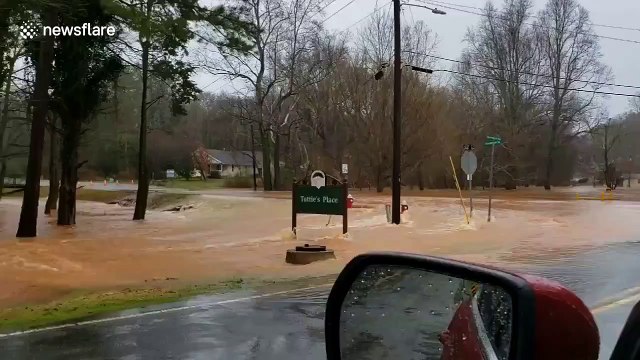 South Carolina battered by heavy rains and flooded roads