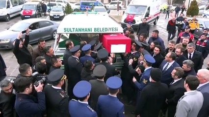 Çığ altında şehit olan askerin cenazesi memleketi Aksaray’a getirildi