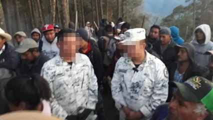 Pobladores retienen a dos guardias nacionales en Oaxaca