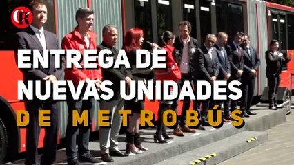 Entrega de nuevas unidades de Metrobús