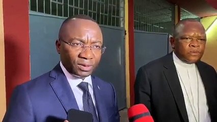 Au nom de l’autorité morale du FCC, Joseph Kabila Kabange, il a remis les clés d’une jeep Prado toute neuve au cardinal tel que promis autrefois lors de son élévation à la dignité ecclésiastique qui est la sienne.