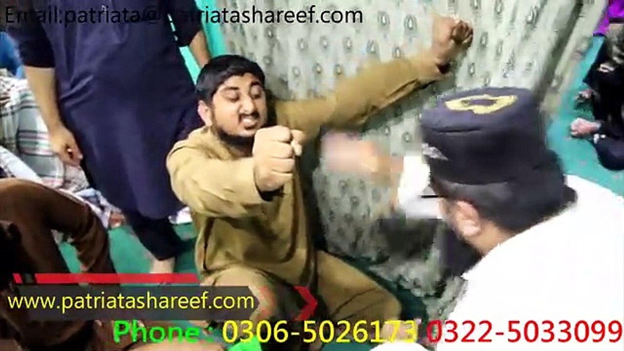 22_year_old_jinni_Hazri_at_patriata_shareef