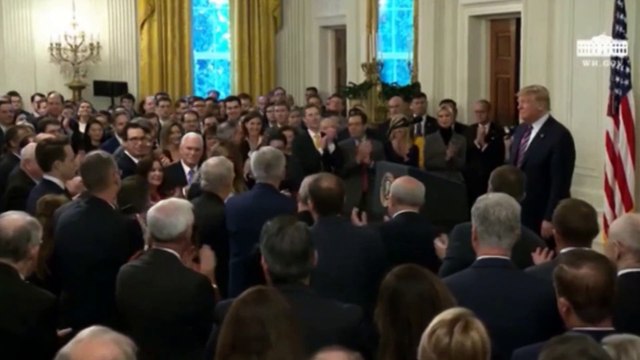 Trump asegura haber sido víctima de una caza de brujas