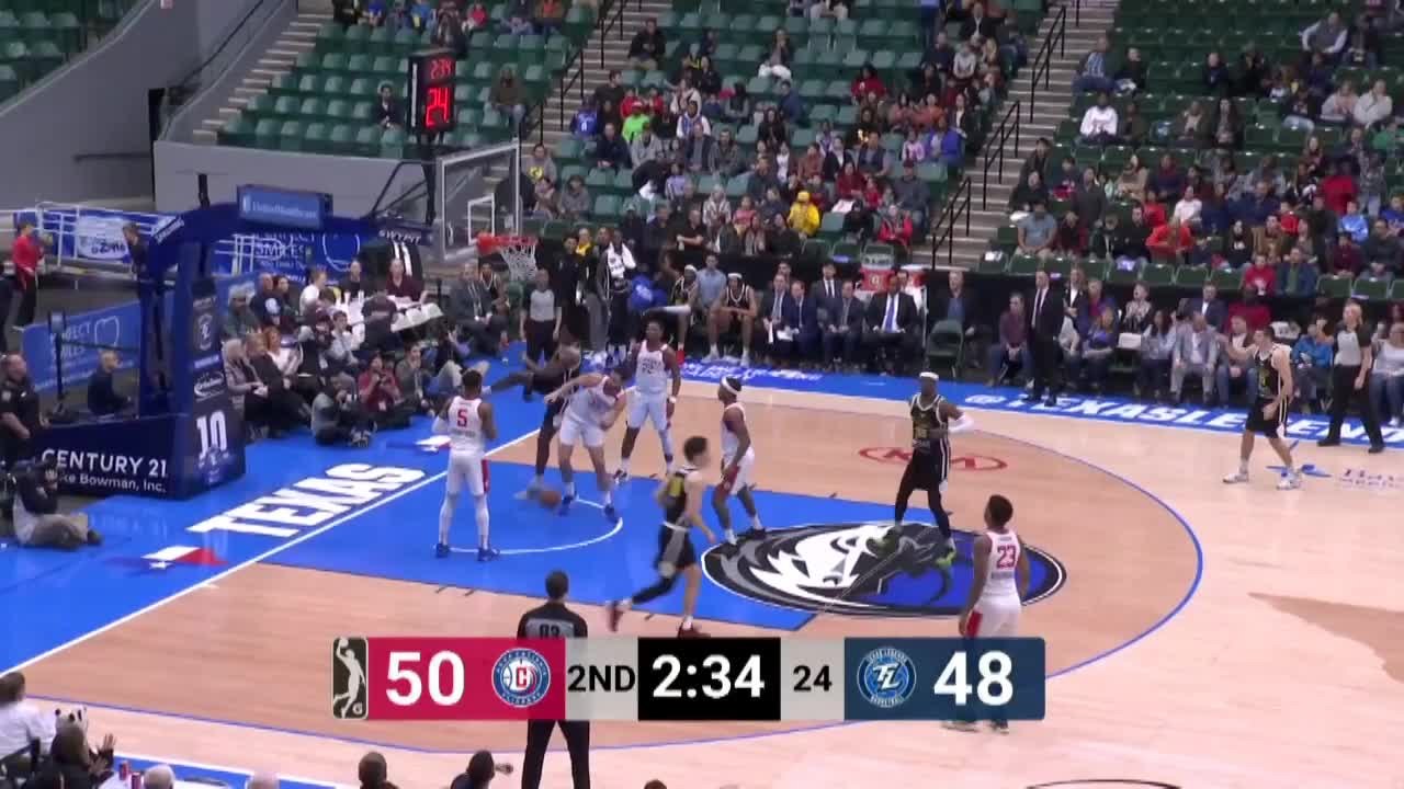 Jaylen Hoard with the flush