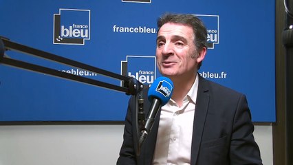 Le maire et candidat Eric Piolle se réjouit de la première place de Grenoble au palmarès des villes cyclables