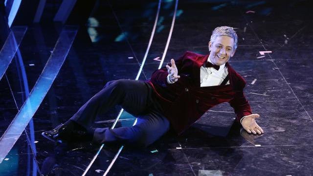 Fiorello ritorna a Sanremo? Il suo tweet dopo le scuse di Tiziano Ferro: cosa ha dichiarato
