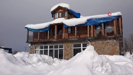 Kara Gömülen Evler Kartpostallık Görüntüler Oluşturdu