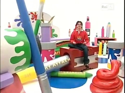 Art Attack - 6x06 - Penna nera disegna in una scatola