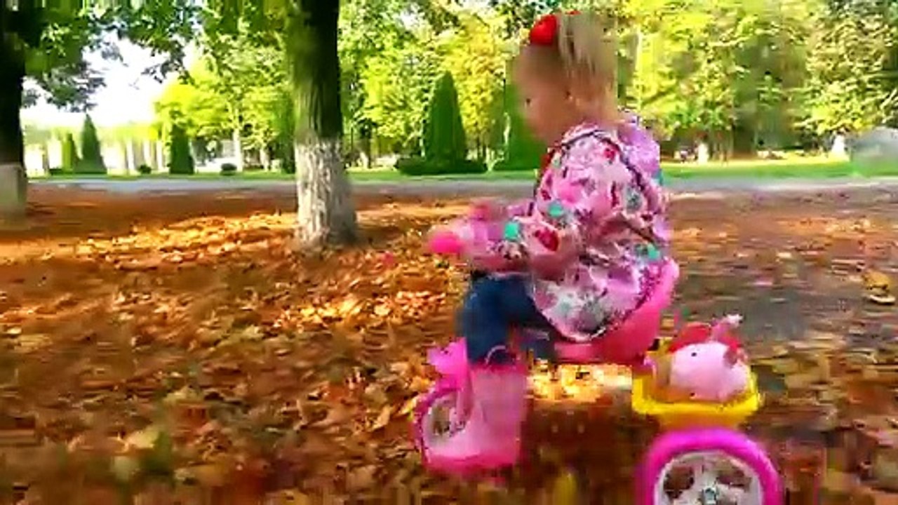 Rain Rain Go Away with Stacy and Pig Toy kids videos