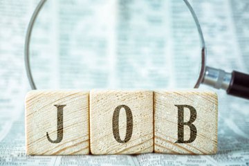 Air France, Renault... : 7 entreprises pointées du doigt pour discrimination à l'embauche