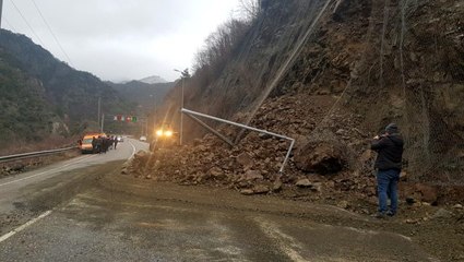 Karabük - Zonguldak karayolunda heyelan