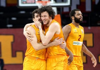 Galatasaraylı Caner Erdeniz'e, cinsel saldırı suçundan 2 yıl hapis cezası