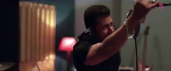 The LOVE Song of The Year. Presenting Main Hoon Hero Tera VIDEO Song in the voice of Salman khan fro