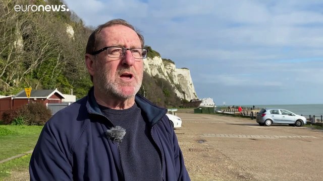 Мигранты продолжают штурмовать британский берег