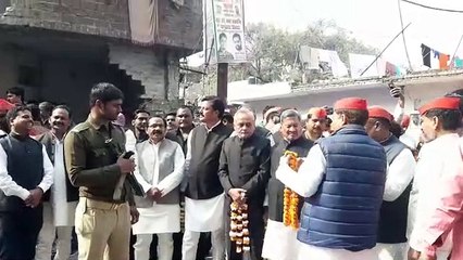 उन्नाव: गंगा घाट में निकाली गई समाजवादी विचार पदयात्रा