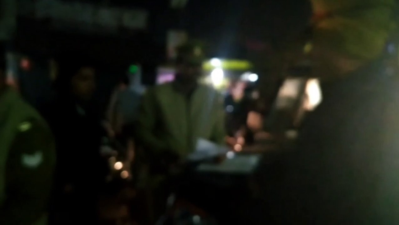 शासन के आदेश पर चलाया गया दोपहिया और चार पहिया वाहन  चेकिंग अभियान