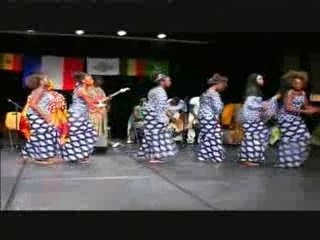 EXPLOISION DU CONCOURS DE DANSE OUEST-AFRICAINE 2007_0003