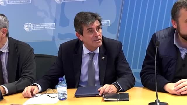 La búsqueda de los atrapados en el derrumbe se reanuda con estrictas medidas de seguridad