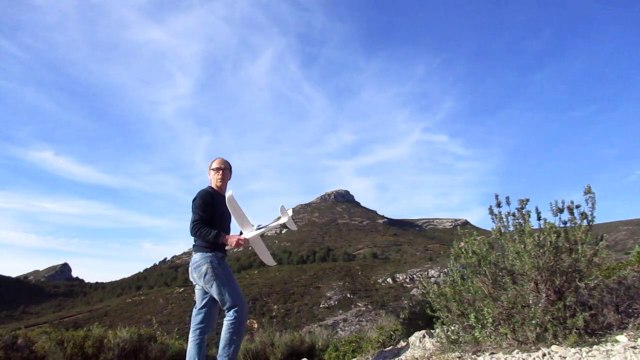 Premier vol planeur électrique.