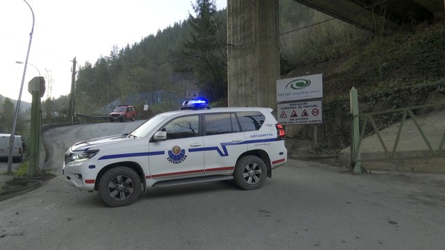 Reanudan la búsqueda de los trabajadores sepultados en Zaldibar