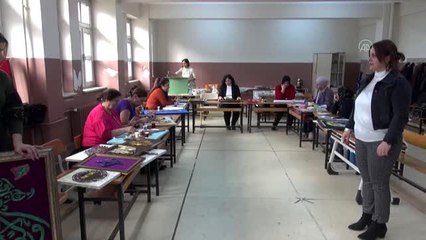 Atık malzemeler sanat eserine dönüştürülüyor